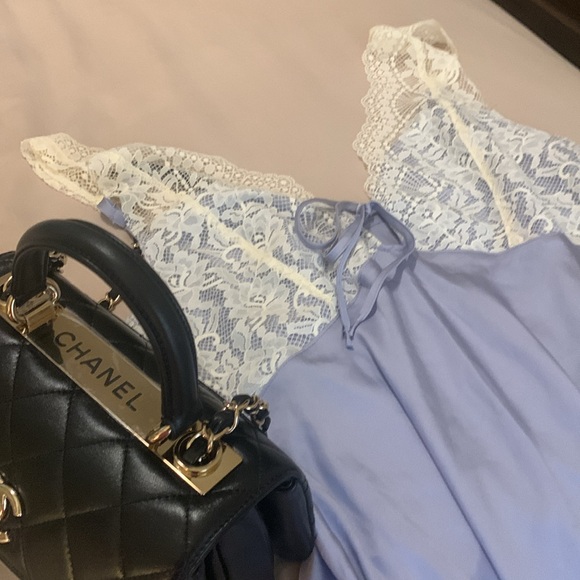 Elegant Lace Trim Blue Nightgown 100% silk brand new size large. Brand new. - Picture 1 of 16